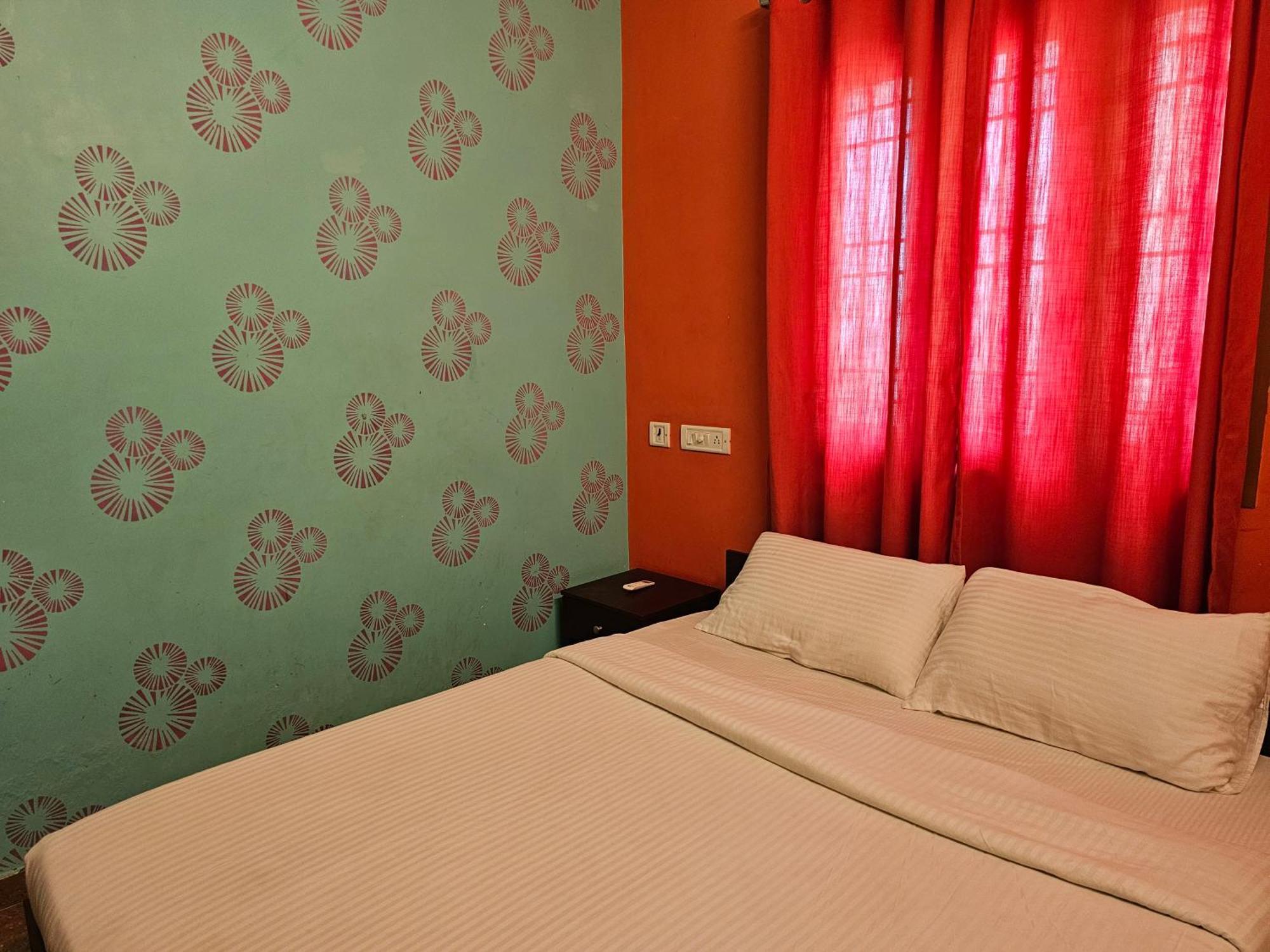 Shri Sai Balavany Residency Pondicherry Exterior foto